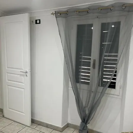 Via Garibaldi 32